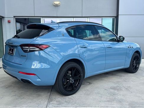 Certified 2022 Maserati Levante GT AWD/4WD image 8
