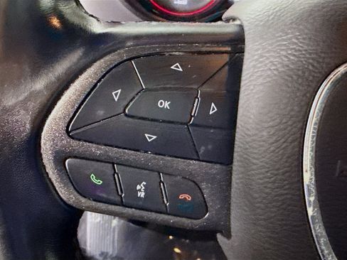 Used 2022 Dodge Charger SXT w/ Driver Convenience Group image 14