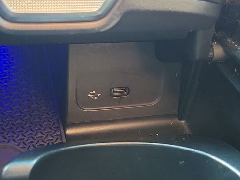 Used 2022 Mercedes-Benz C 300 Sedan image 26