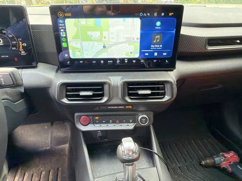 Used 2025 Ford Mustang GT RWD image 19