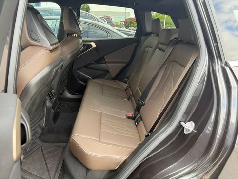 Used 2025 BMW X3 xDrive30 AWD/4WD image 3