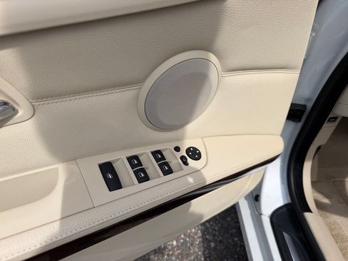 Used 2012 BMW 328i Convertible RWD image 59