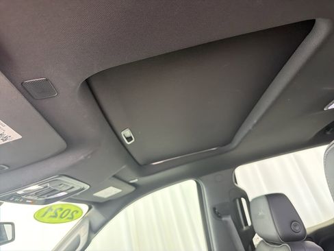 Used 2021 Chevrolet Silverado 1500 High Country image 15