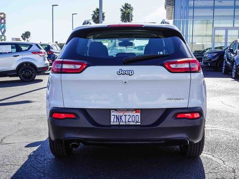 Used 2015 Jeep Cherokee Sport w/ Sport Appearance Group image 5