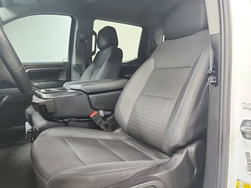 Used 2024 GMC Sierra 1500 SLE AWD/4WD image 10