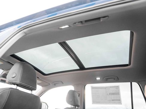 New 2026 Volkswagen Atlas SE image 12