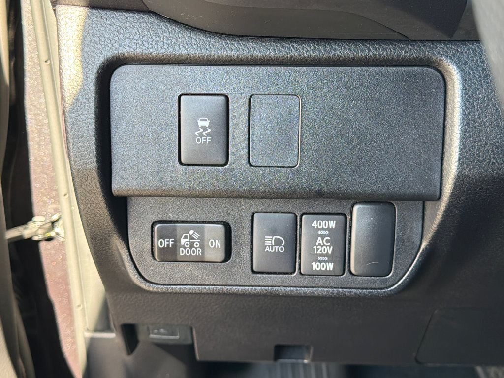 Used 2023 Toyota Tacoma TRD Sport RWD image 31