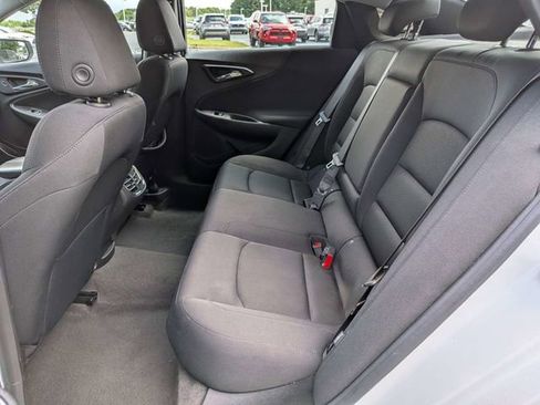 Used 2024 Chevrolet Malibu LT FWD image 13