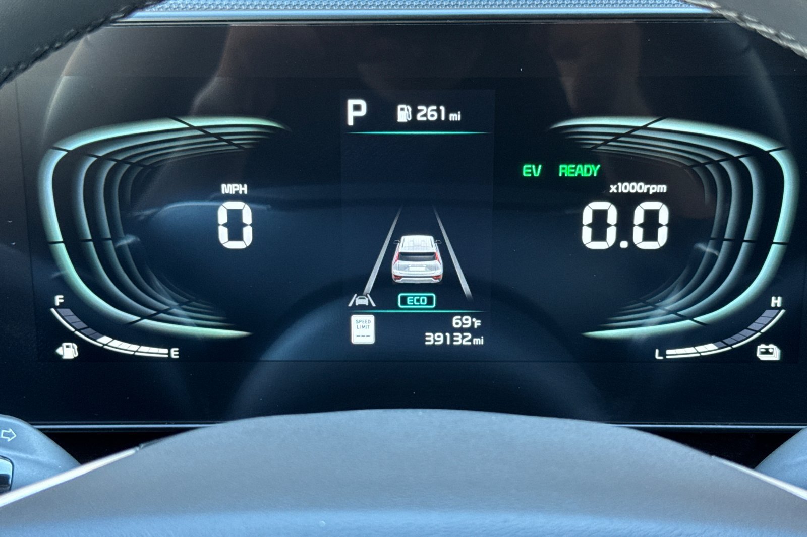 Used 2024 Kia Niro EX Touring FWD image 31