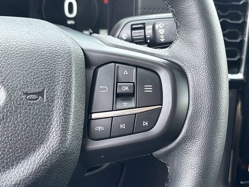 Used 2025 Ford Ranger Lariat w/ FX4 Off-Road Package AWD/4WD image 23