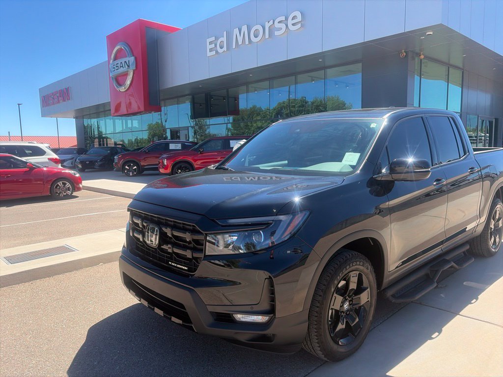 Used 2025 Honda Ridgeline Black Edition image 1