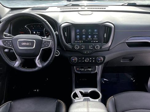 Used 2024 GMC Terrain AT4 w/ Infotainment Package II image 15