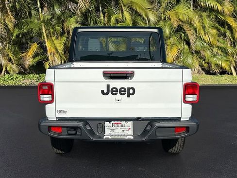 New 2026 Jeep Gladiator Sport image 4
