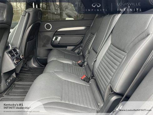 Used 2023 Land Rover Discovery S R-Dynamic image 15