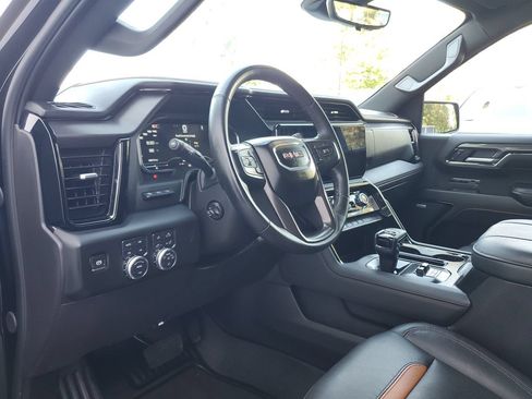 Used 2024 GMC Sierra 1500 AT4 w/ Technology Package AWD/4WD image 20