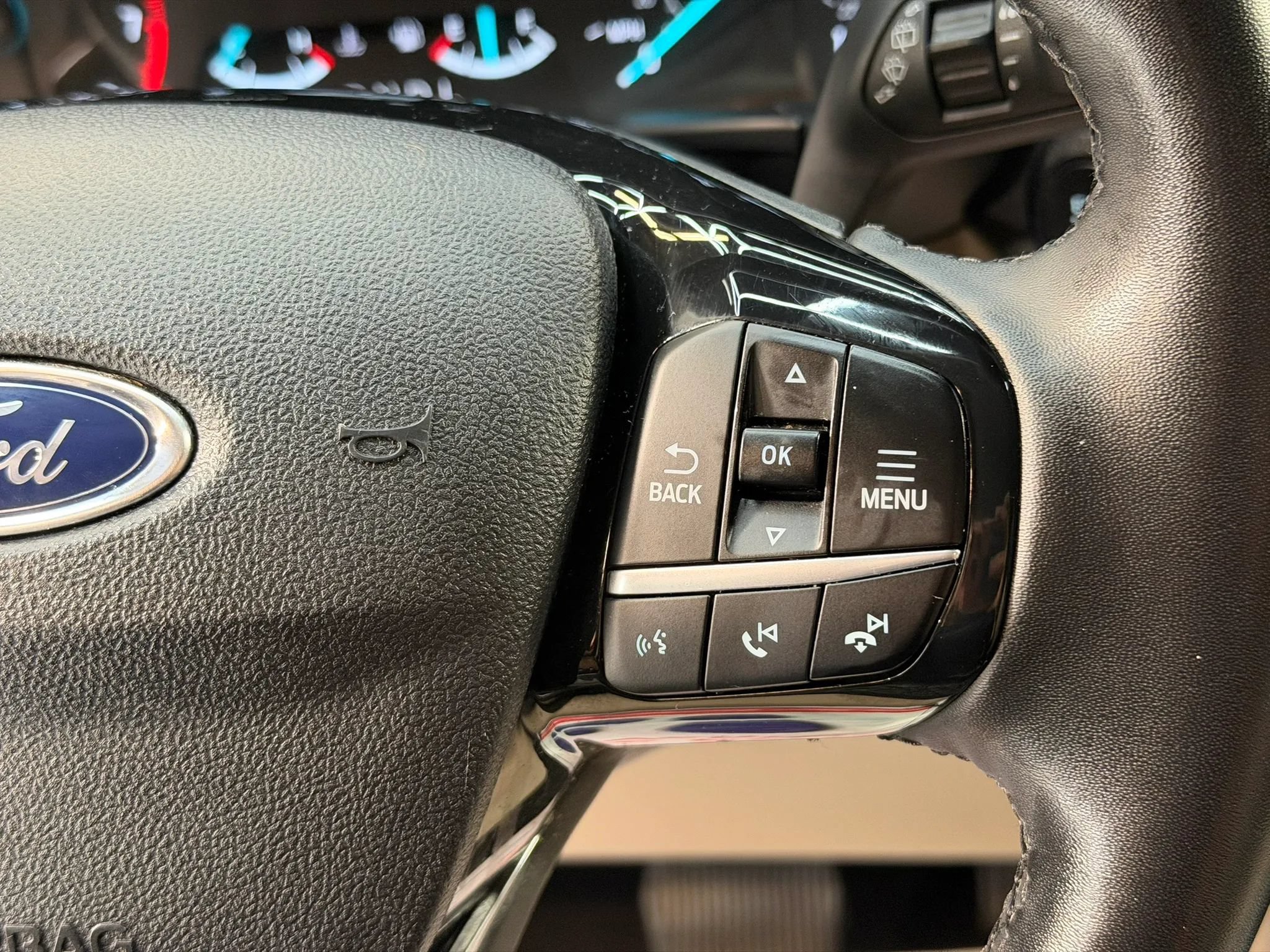Used 2022 Ford Escape SEL FWD image 18