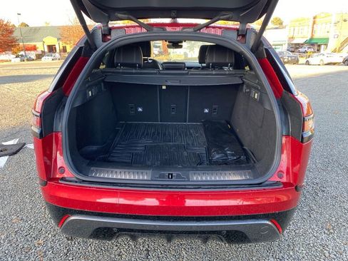 Used 2020 Land Rover Range Rover Velar R-Dynamic S image 19