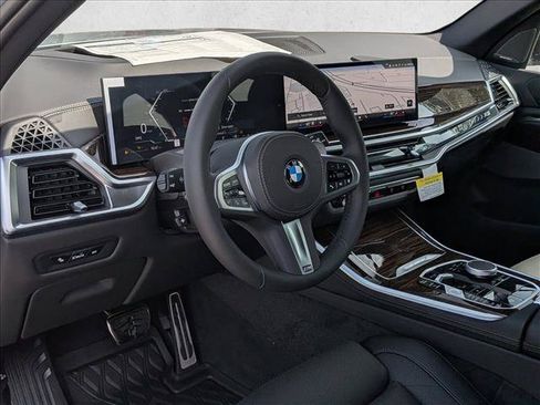 New 2026 BMW X5 xDrive40i w/ M Sport Package AWD/4WD image 3