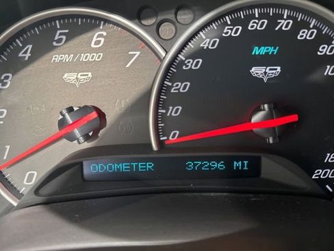 Used 2013 Chevrolet Corvette Grand Sport w/ 3LT Preferred Equipment Group image 32