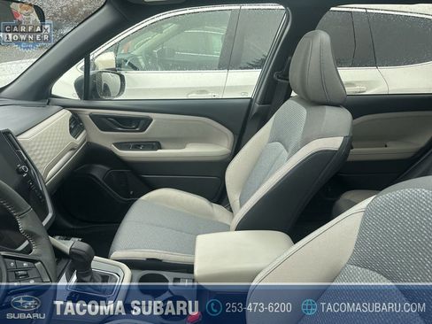 Used 2025 Subaru Forester Premium image 4