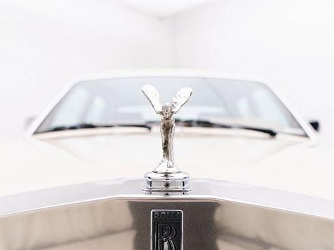 Used 1990 Rolls-Royce Silver Spur image 19