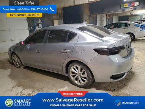 Used 2018 Acura ILX image 3