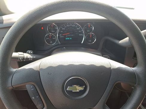 Certified 2024 Chevrolet Express 2500 w/ Driver Convenience Package RWD image 19