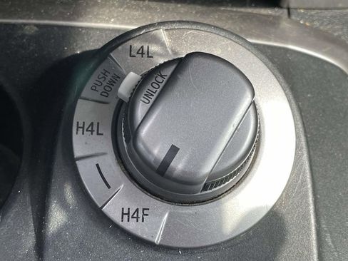 Used 2020 Toyota 4Runner Limited image 34