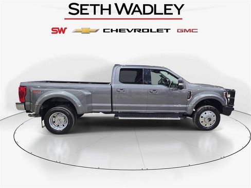 Used 2022 Ford F450 Lariat w/ FX4 Off-Road Package image 8