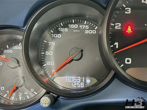 Used 2014 Porsche 911 Carrera image 11