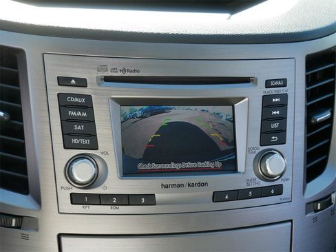 Used 2014 Subaru Outback 2.5i Limited image 21