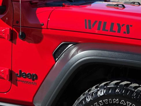 Used 2022 Jeep Wrangler Unlimited Sport AWD/4WD image 11