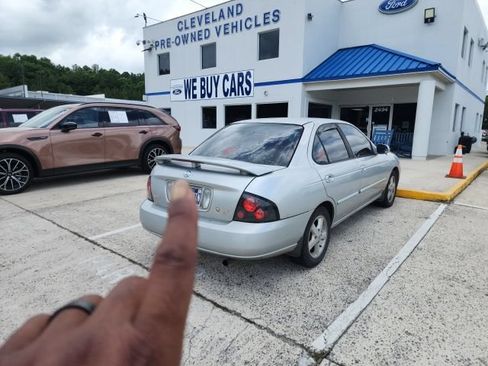 Used 2003 Nissan Sentra GXE FWD image 12