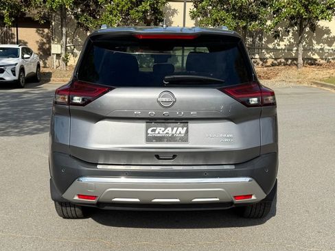 Used 2023 Nissan Rogue Platinum AWD/4WD image 6