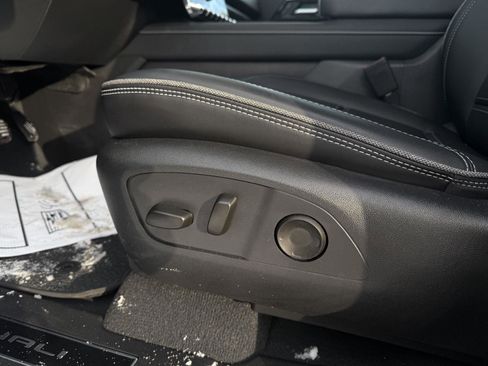 Certified 2025 GMC Sierra EV Denali image 14