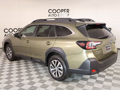 Used 2025 Subaru Outback Premium w/ Popular Package #1 AWD/4WD image 22