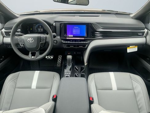 New 2026 Toyota Camry SE image 11