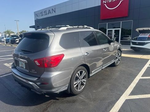 Used 2018 Nissan Pathfinder Platinum w/ Cargo Package AWD/4WD image 3