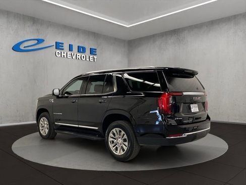 Used 2025 GMC Yukon Elevation AWD/4WD image 6