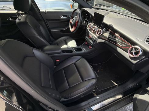 Used 2018 Mercedes-Benz GLA 250 4MATIC image 7