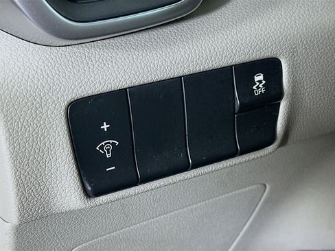 Used 2017 Kia Sportage EX image 16