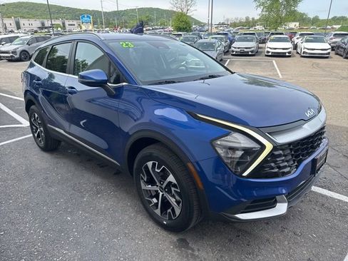 Certified 2023 Kia Sportage EX AWD/4WD image 6