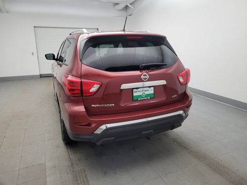 Used 2017 Nissan Pathfinder S image 6
