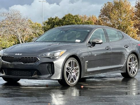 Certified 2023 Kia Stinger GT2 image 9