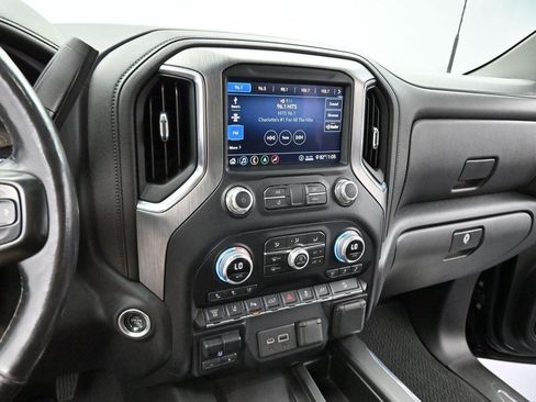 Used 2020 GMC Sierra 2500 Denali w/ Denali Ultimate Package AWD/4WD image 18