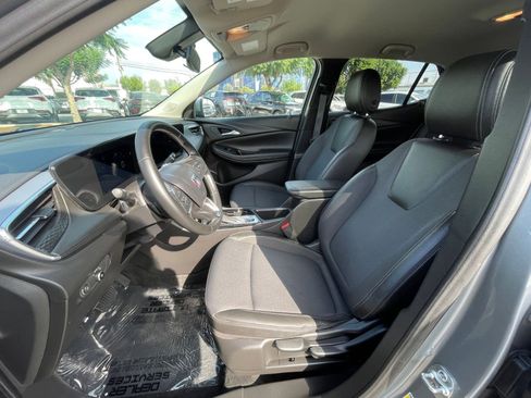 Used 2025 Buick Encore GX Preferred image 27