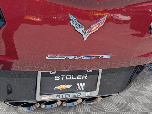 Used 2016 Chevrolet Corvette Z06 w/ 3LZ Preferred Equipment Group RWD image 9
