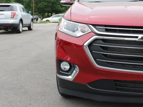 Used 2020 Chevrolet Traverse LT w/ Driver Confidence II Package image 46