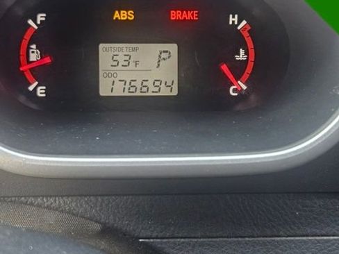 Used 2009 Toyota Matrix Base image 17