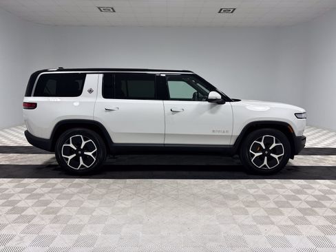 Used 2024 Rivian R1S Adventure AWD/4WD image 6